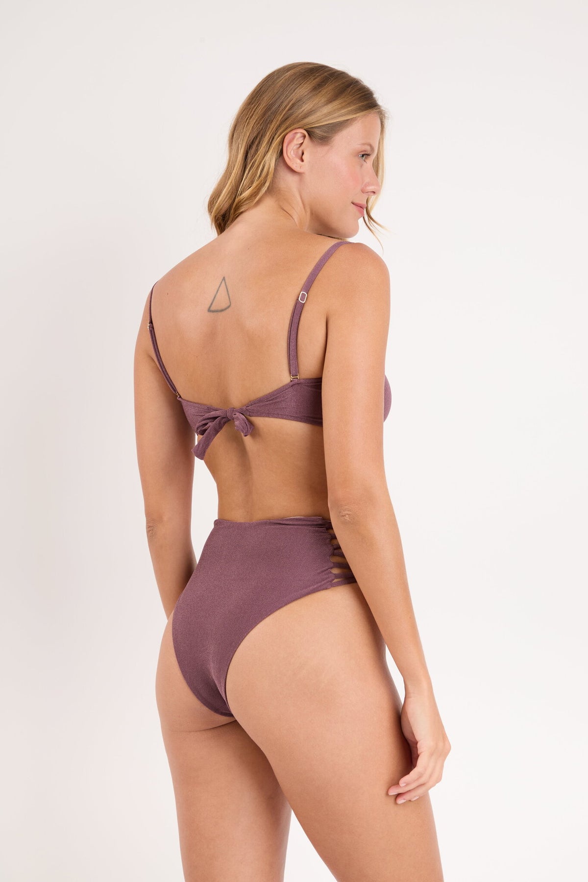 Model Back: Rio De Sol Two Piece Swimwear Set Malibu-Ebano Bandeau-Iris Highwaist-Spin-Iris