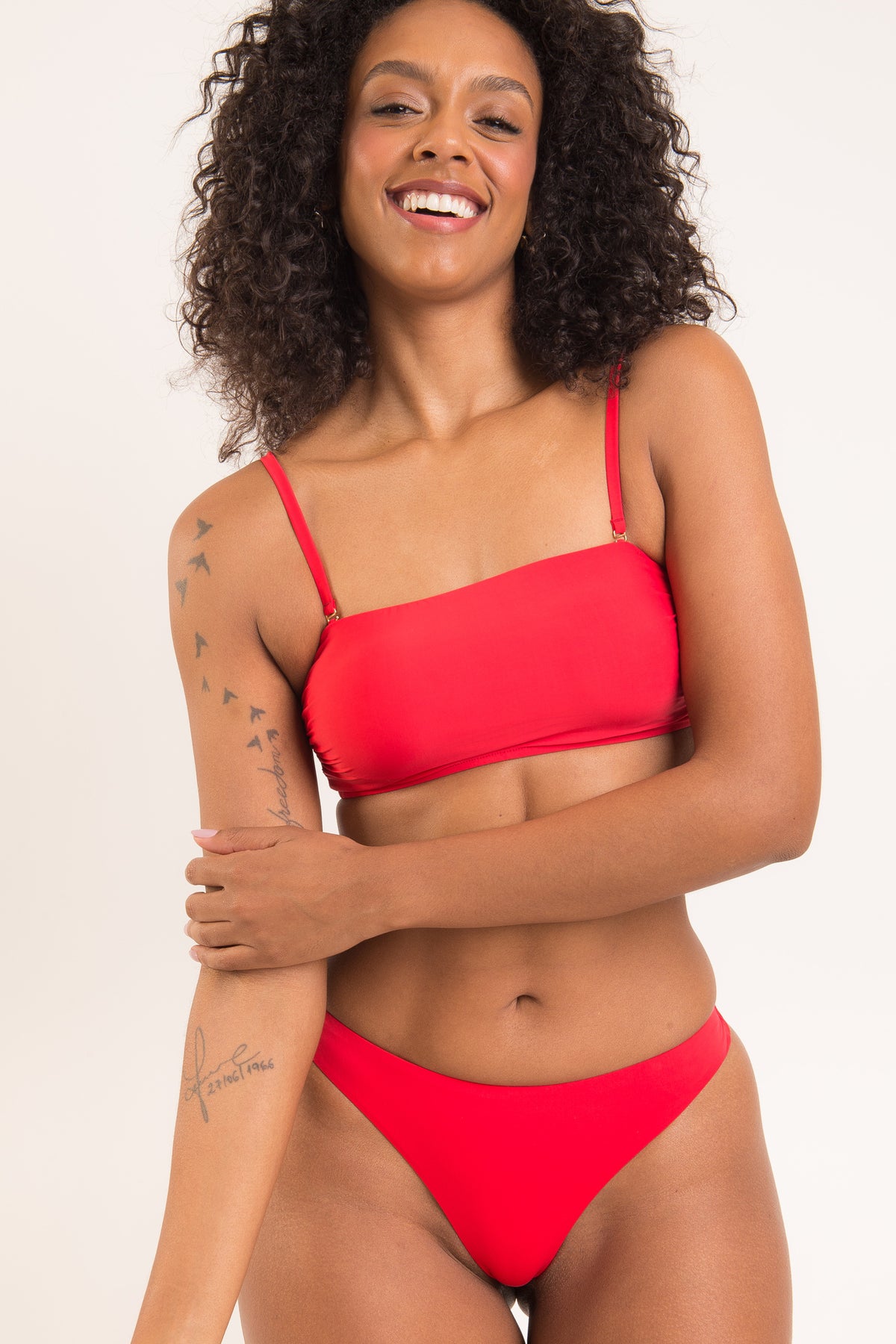 Image 07: Rio De Sol Set Set Rouge Bandeau-Reto Nice-Fio