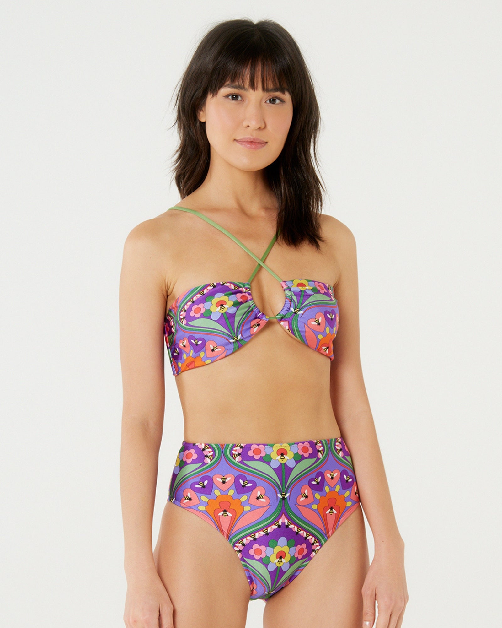 Model Front: Blueman Top Top Surfista Belle Apiculae