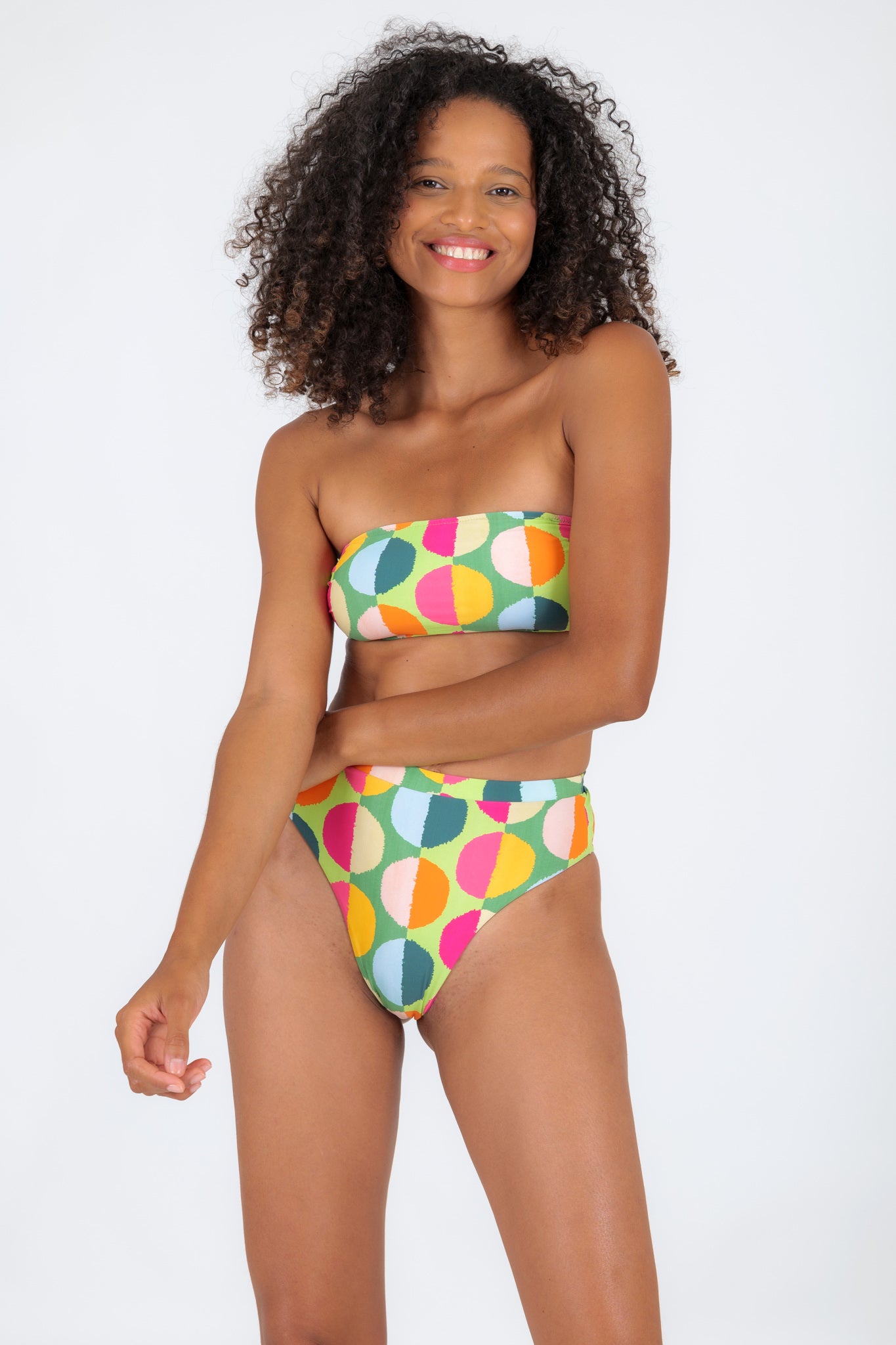 Model Front: Rio De Sol Bottom Bottom Garden-City Hotpant-Cos