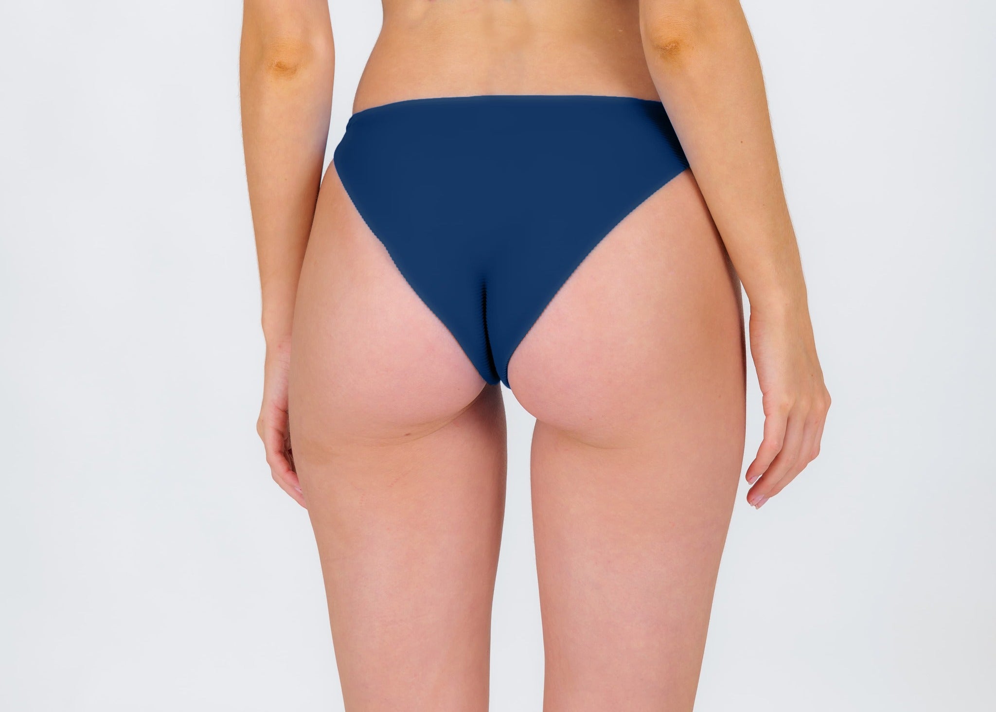 Model Back: Rio De Sol Bottom Bottom Navy Essential-Comfy