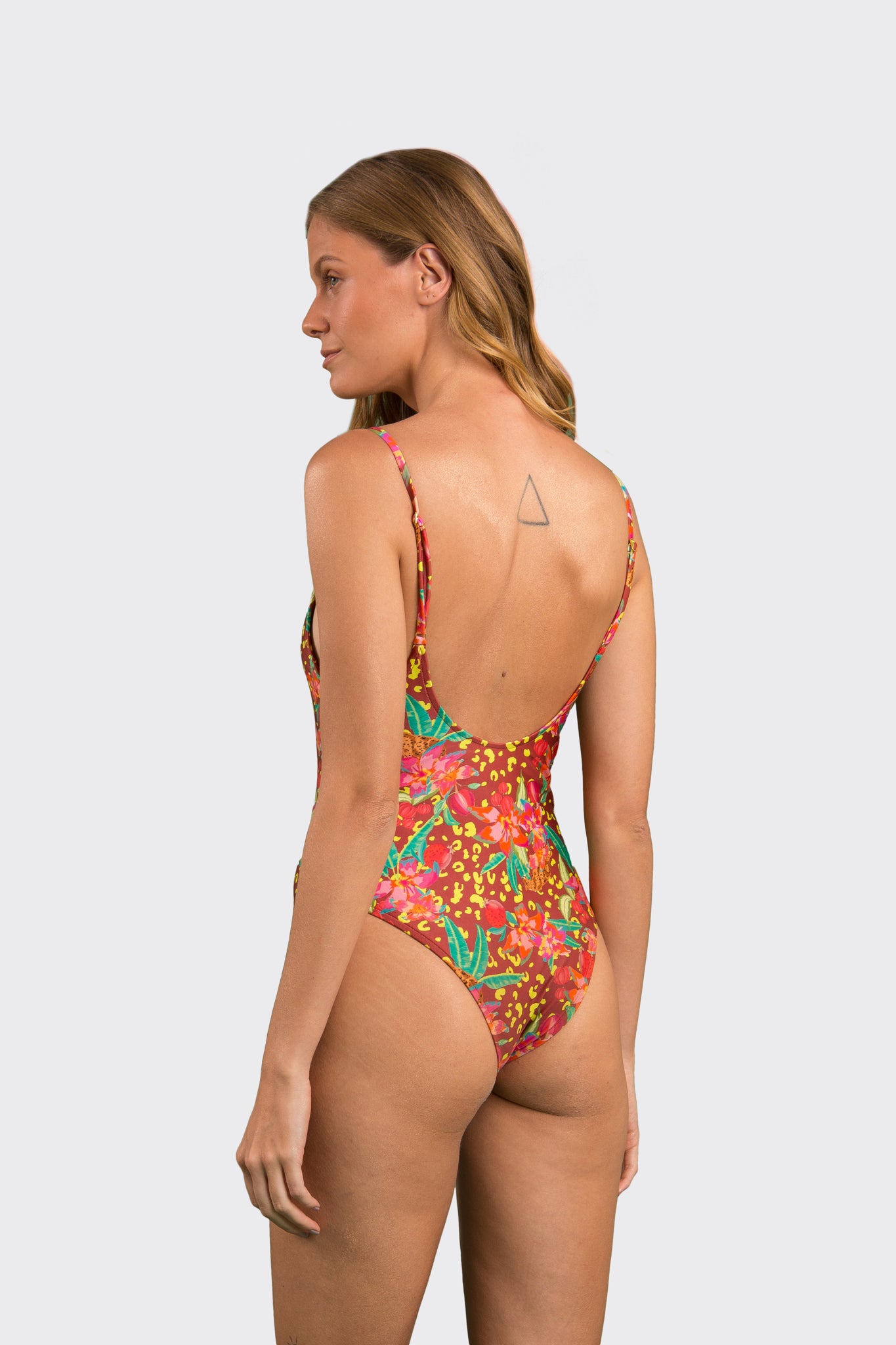 Model Back: Rio De Sol One-Piece Tropics Hype