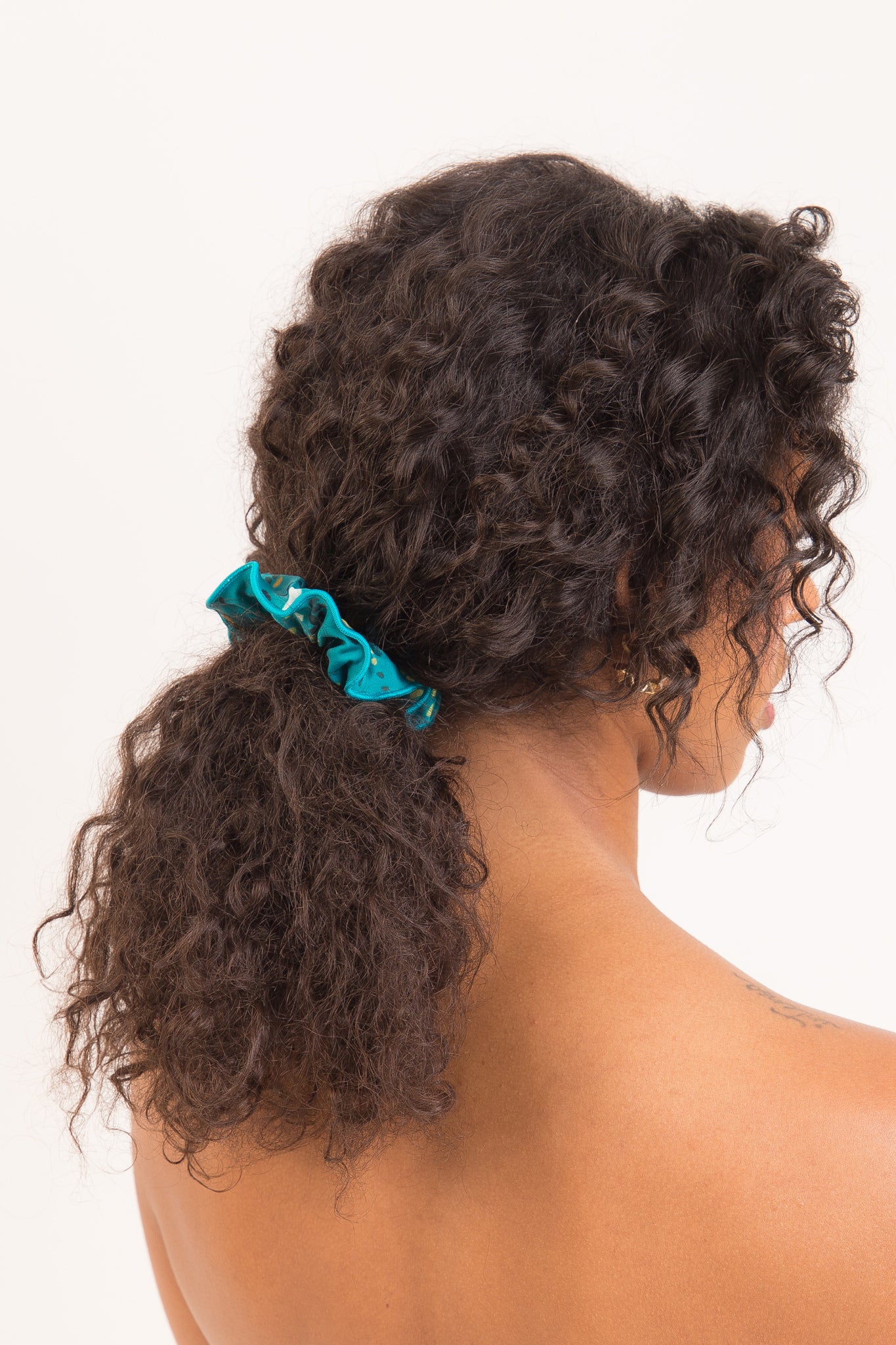 Model Front: Rio De Sol Hair Accessory Rain Scrunchie