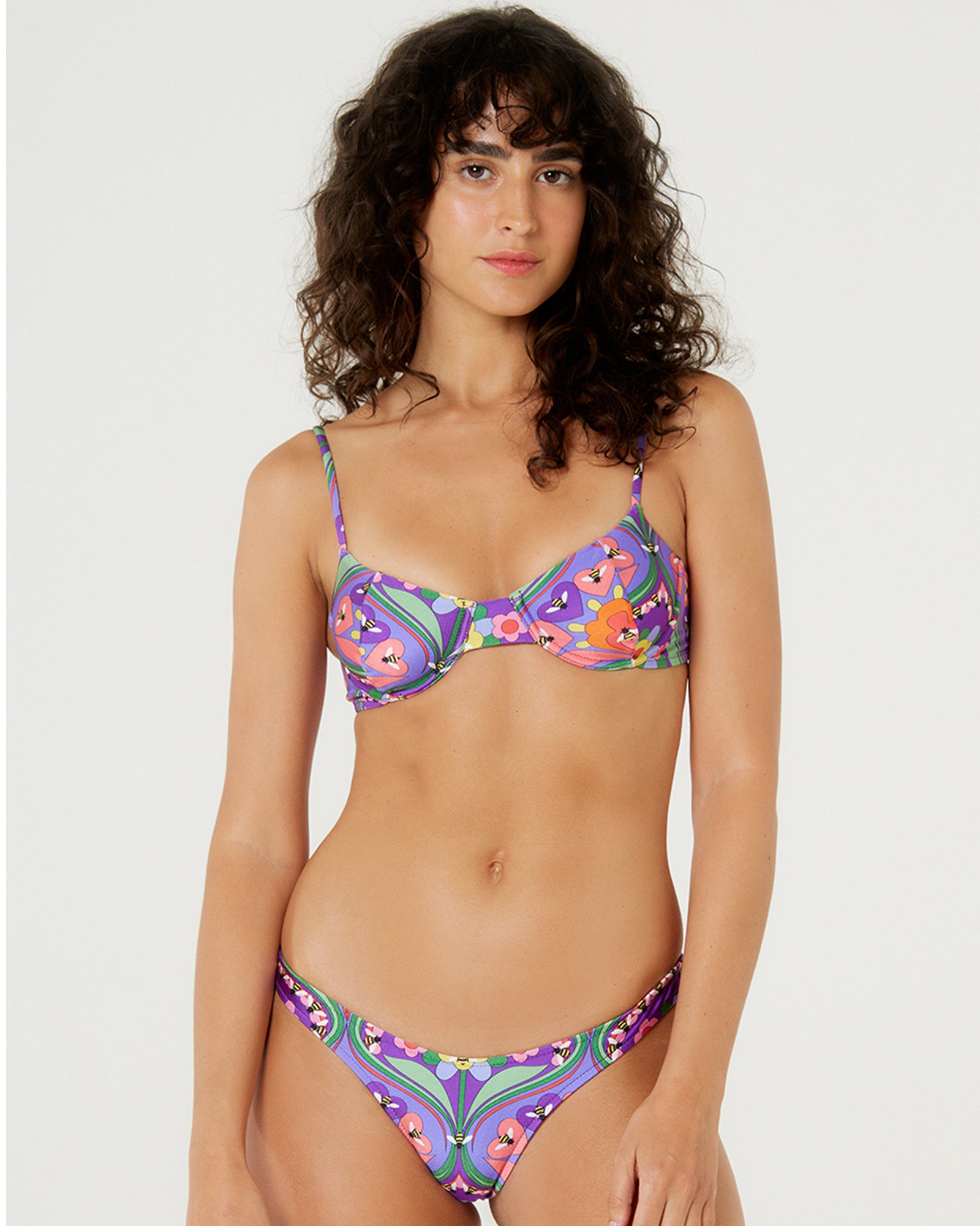 Gallery: Blueman Set High Pepe Pepe Apiculae