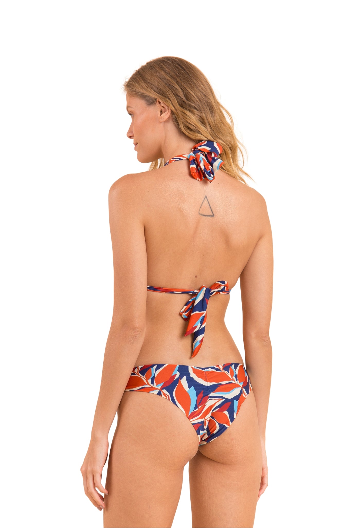 Model Back: Rio De Sol Set Set Leaves Mel