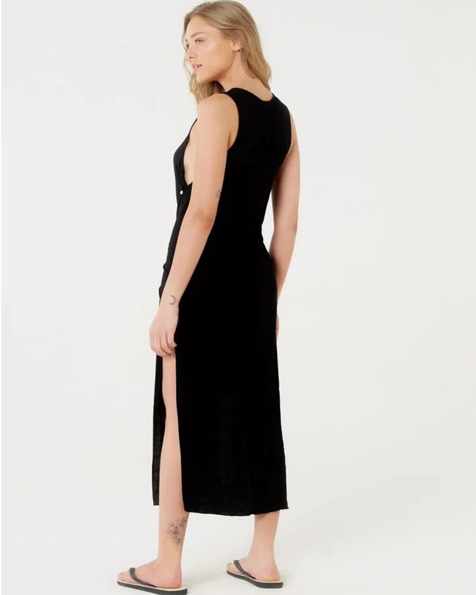 Image 04: Blueman Maxi Dresses Vestido Saida Cropped Liso Preto Mistica