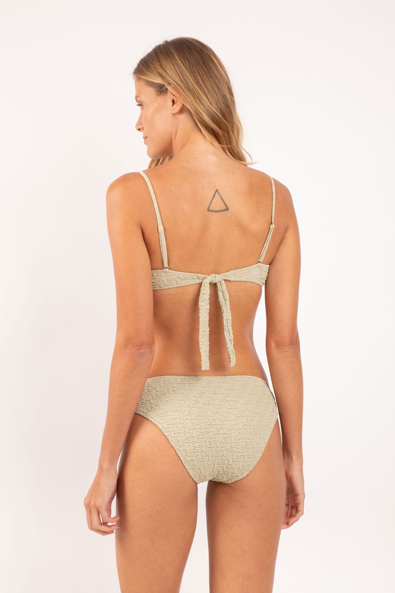 Model Back: Rio De Sol Bottom Bottom Brisa-Pistache Essential-Comfy
