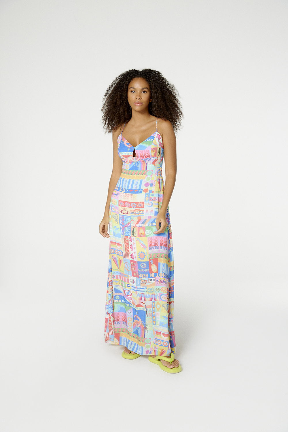 Model Front: Blueman Maxi Dresses Vestido Cropped Lea 1972