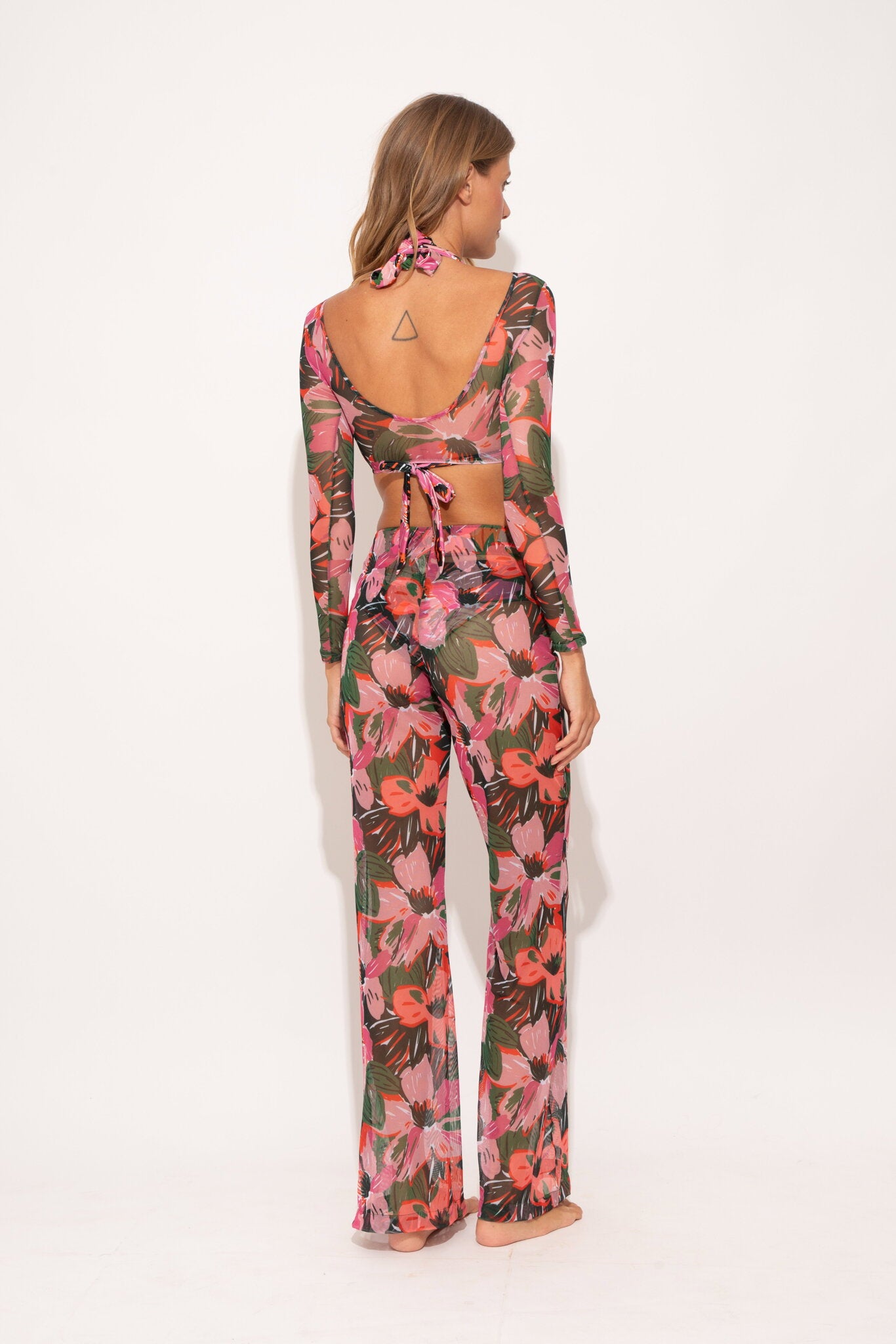 Model Back: Rio De Sol Beach Trousers Jolie Pants Lana