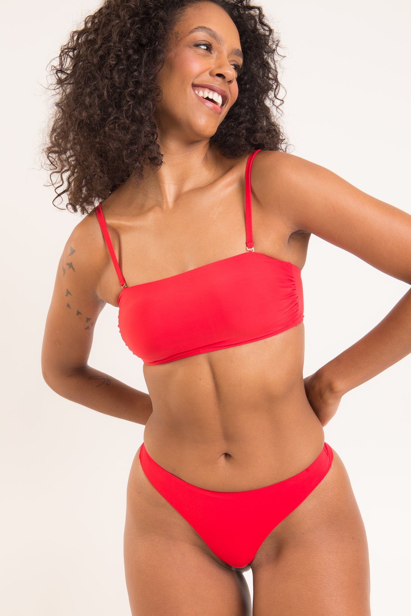 Image 09: Rio De Sol Set Set Rouge Bandeau-Reto Nice-Fio