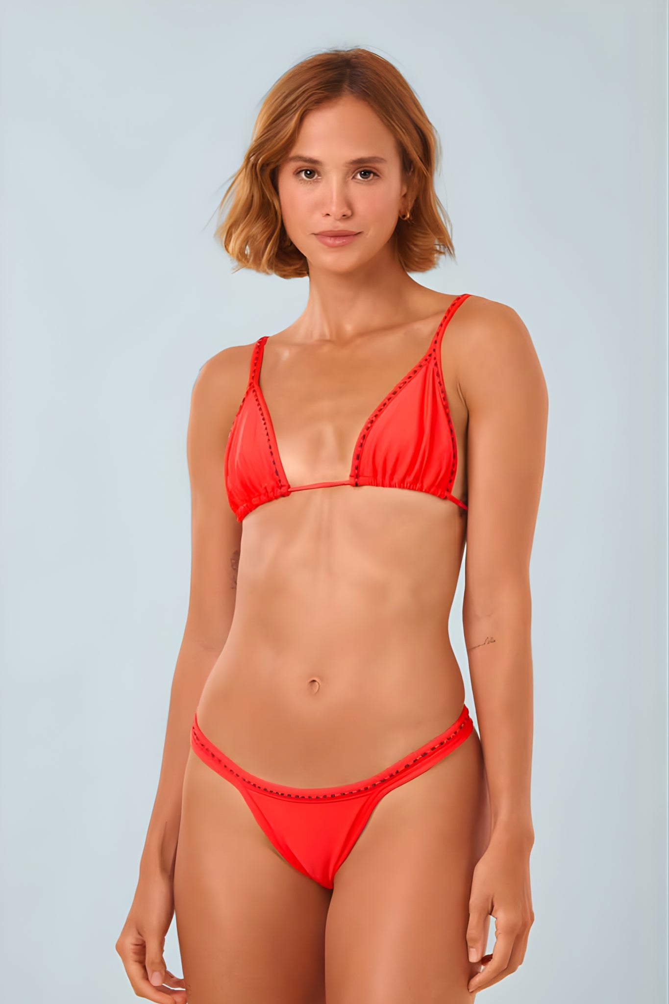 Model Front: Blueman Bottom Bottom Orange Dance-Pesponto