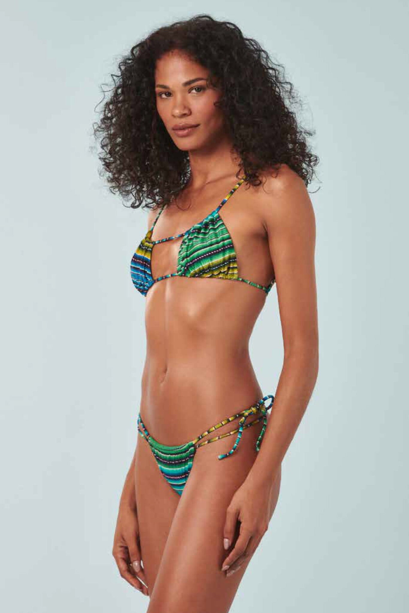 Model Front: Blueman Top Top Pipeline Belle