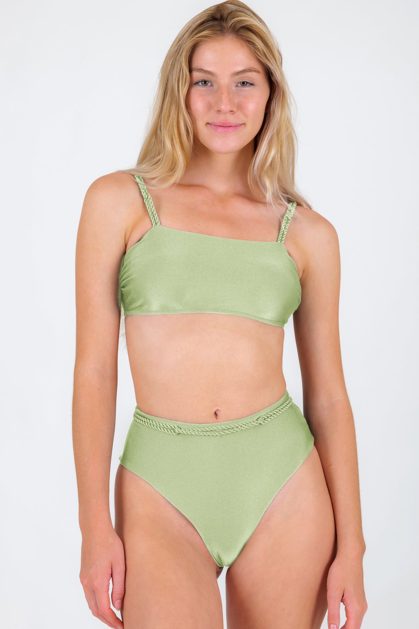 Gallery: Rio De Sol Set Set Oliva Bandeau-Reto Hotpants