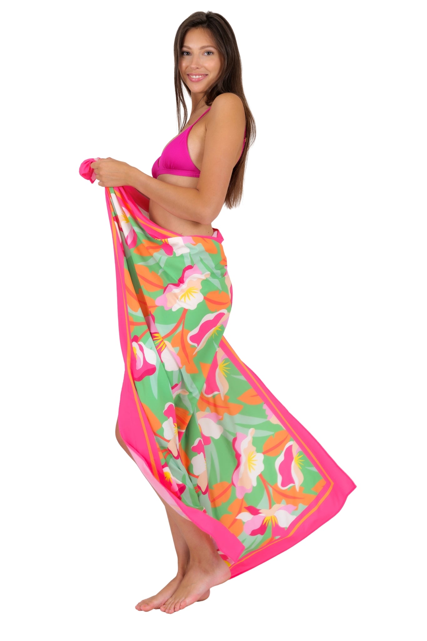 Model Back: Rio De Sol Pareo Green Bloom Canga