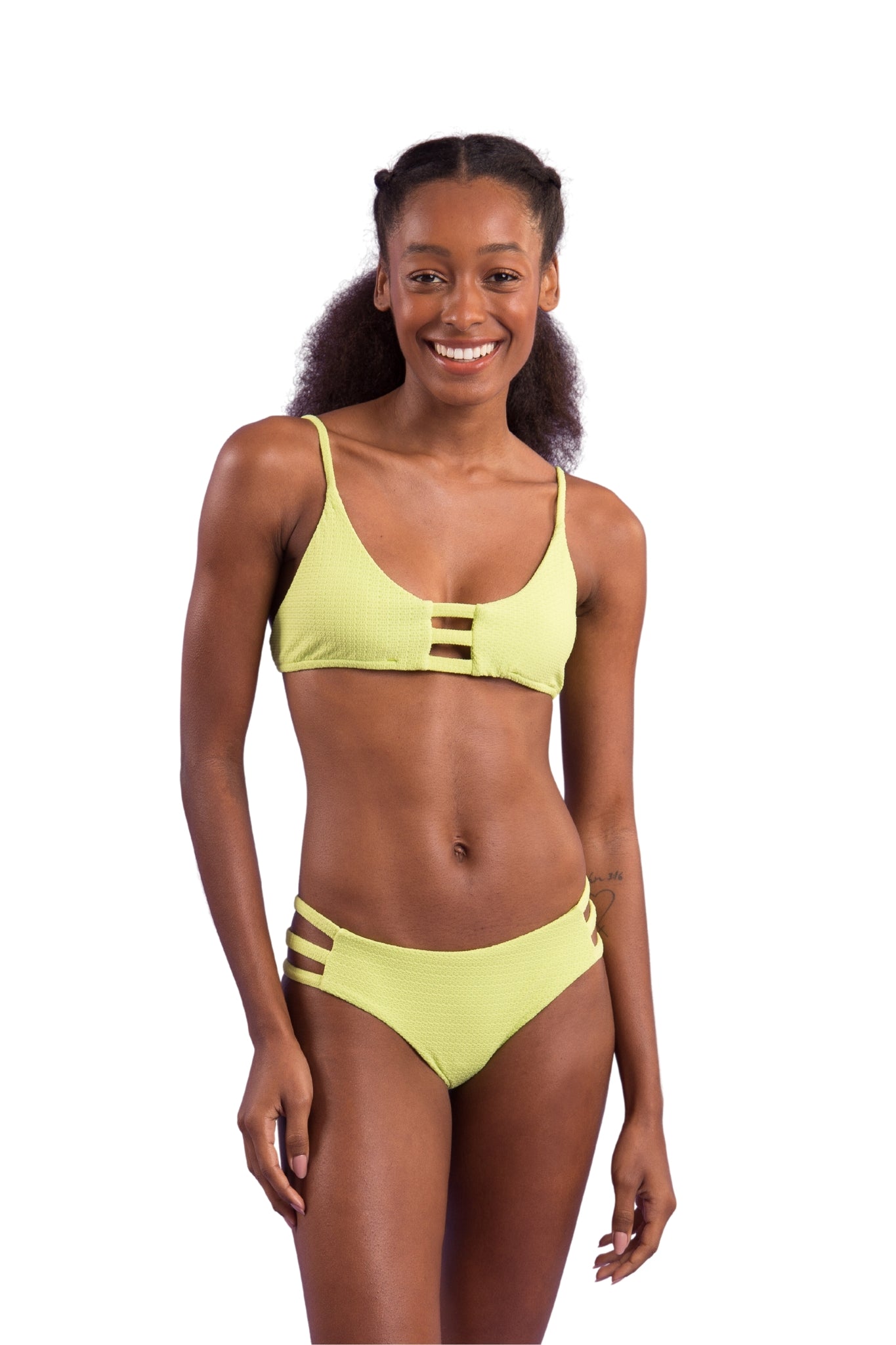 Model Front: Rio De Sol Bottom Bottom Bora-Citrus Madrid-Trio