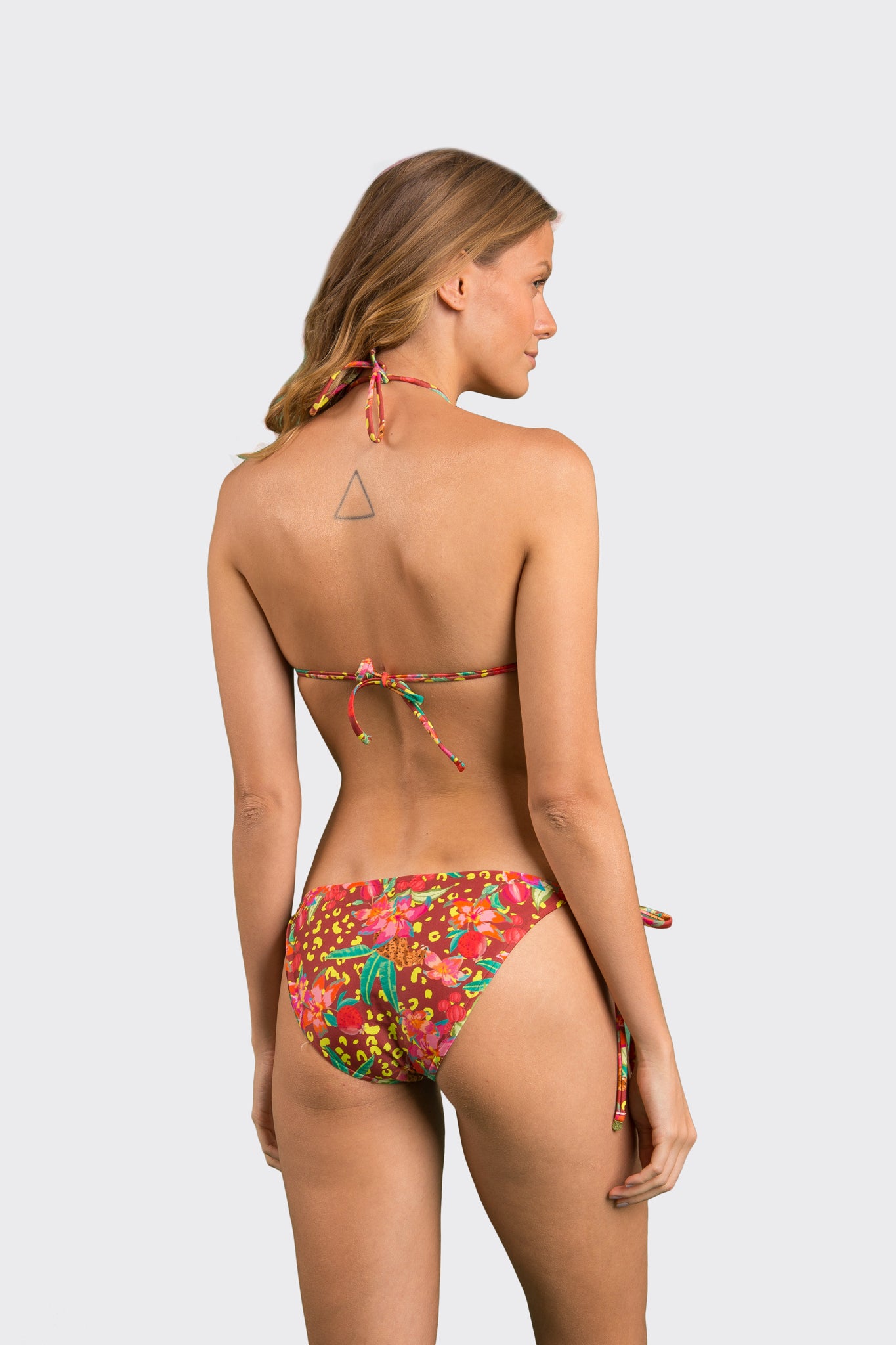 Model Back: Rio De Sol Set Set Tropics Tri-Inv Ibiza-Comfy
