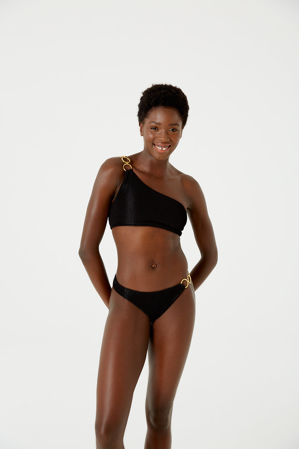 Model Front: Blueman Bottom Bottom Textura Wavy Shine Preto