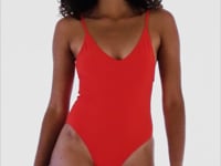 Video: Rio De Sol One-Piece Rouge Hype