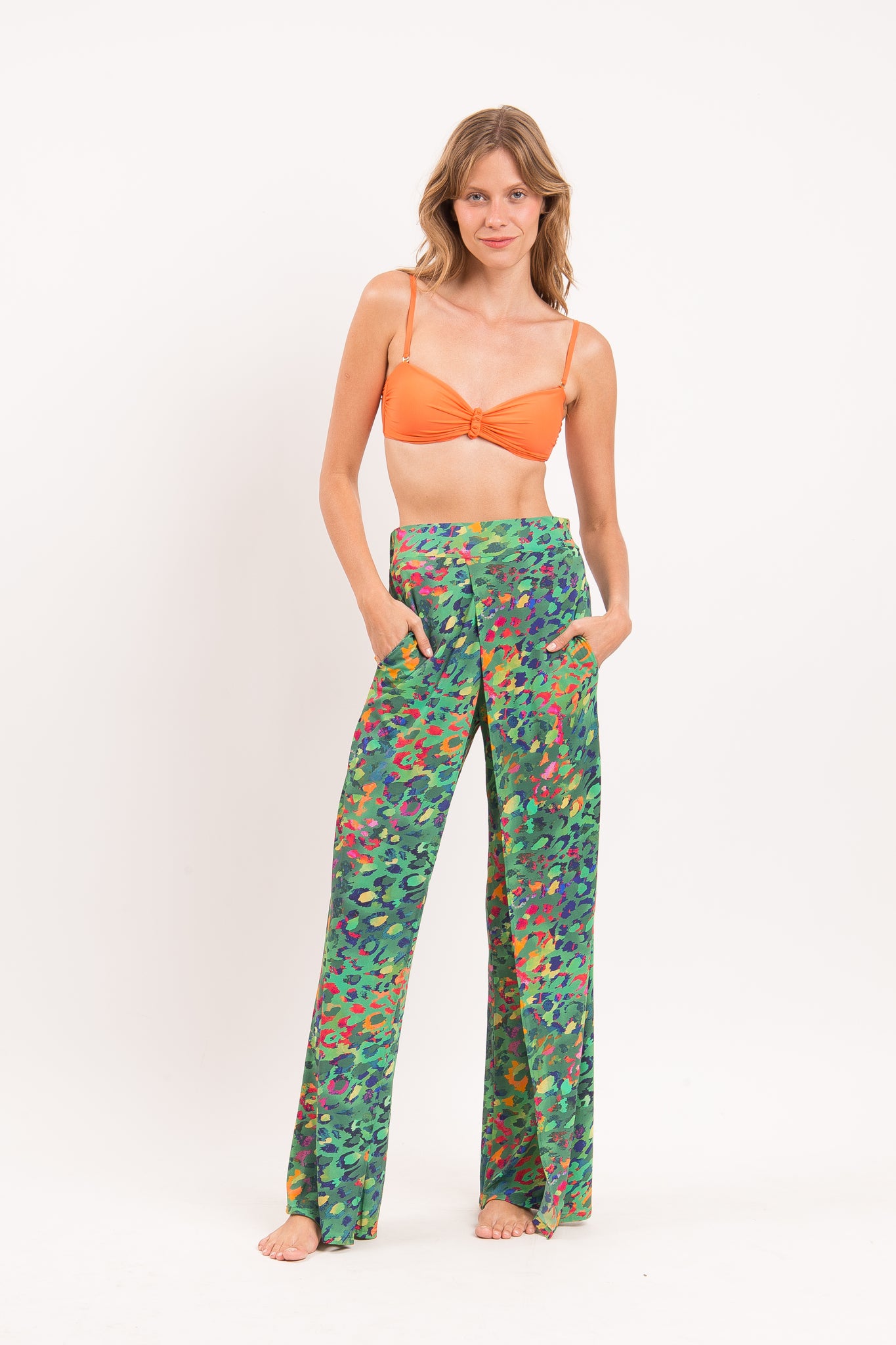 Model Front: Rio De Sol Beach Trousers Wilds Wide Pants