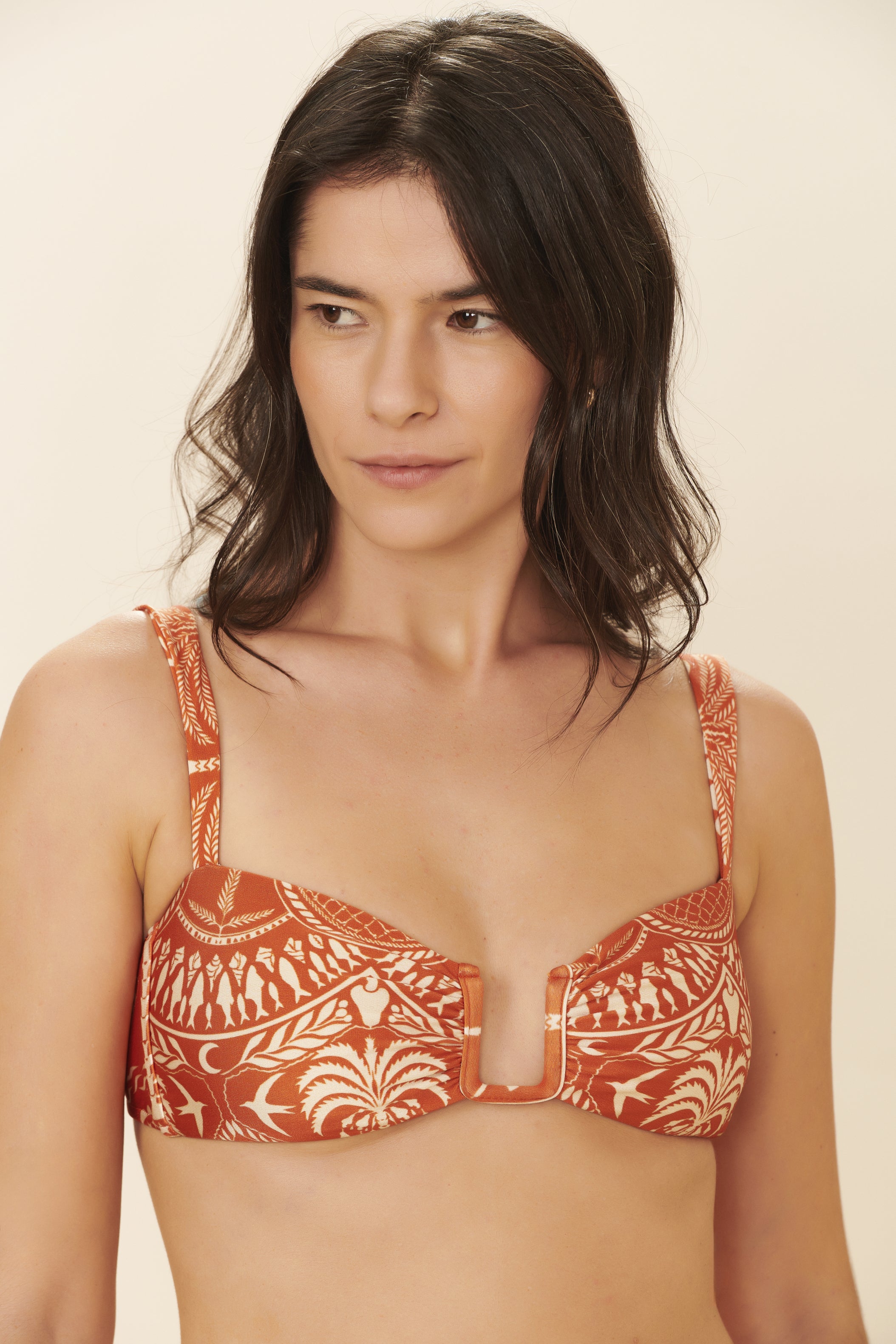Top Brisa-Suave Quenia