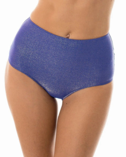 Model Front: Rio De Sol Bikini Bottoms Calcinha Radiante Azul Marinho Hot Pant