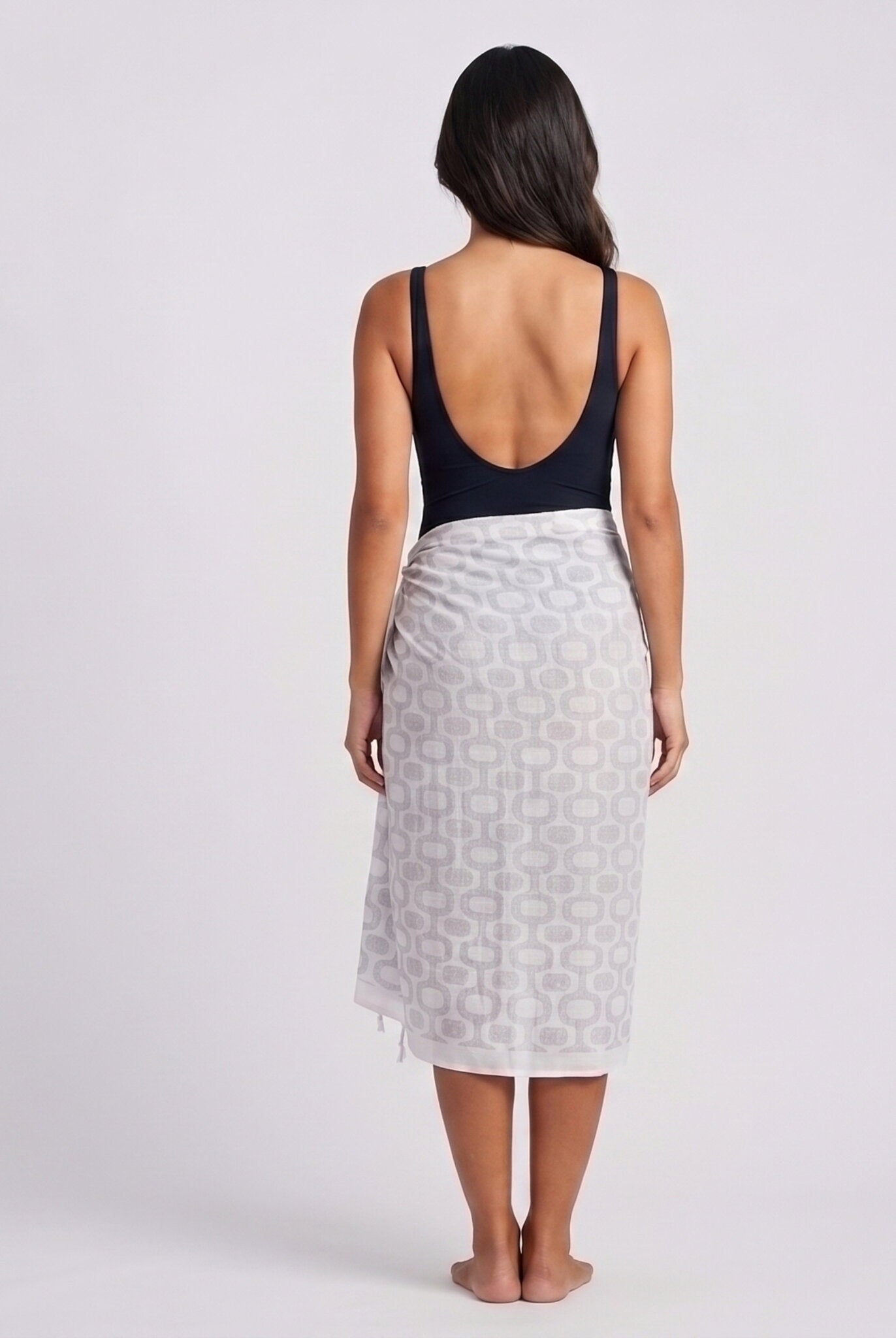 Model Back: Bali Blue Pareo Canga Ipanema Love Rio