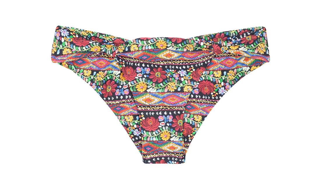 Product Front: Rio De Sol Bottom Calcinha Folk Flutter New