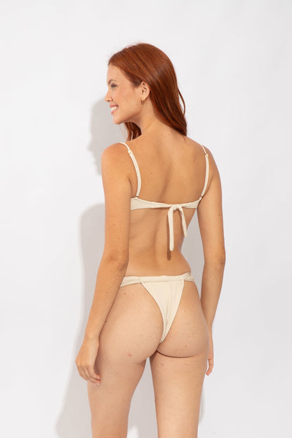 Model Back: Rio De Sol Top Top Solar-Off Juliette