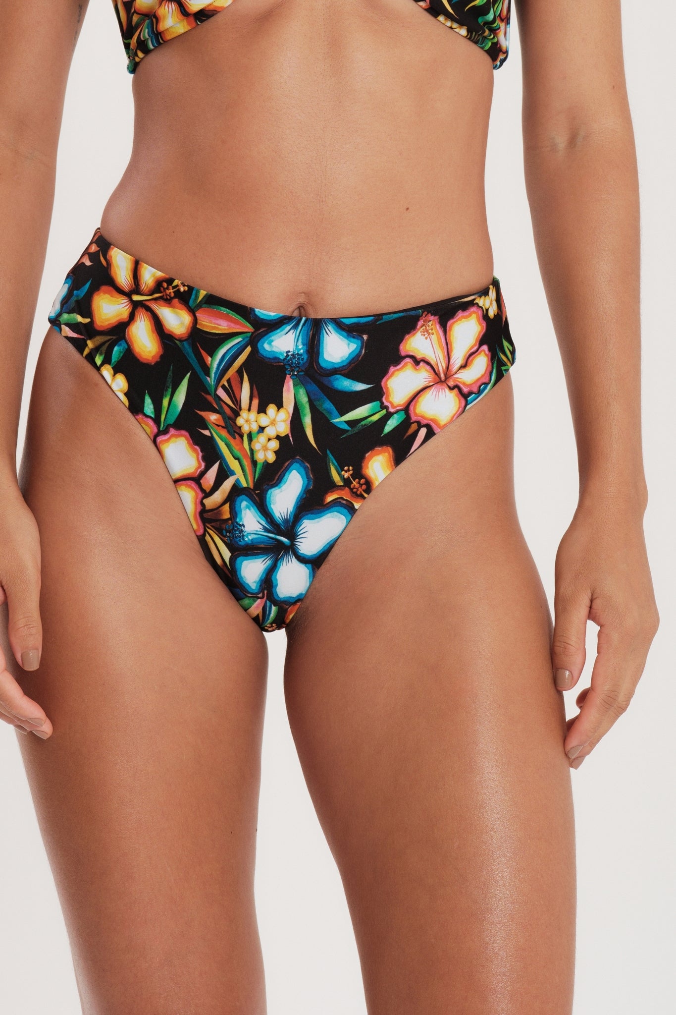 Gallery: Blueman Bottom Bottom Coquetel Cannes