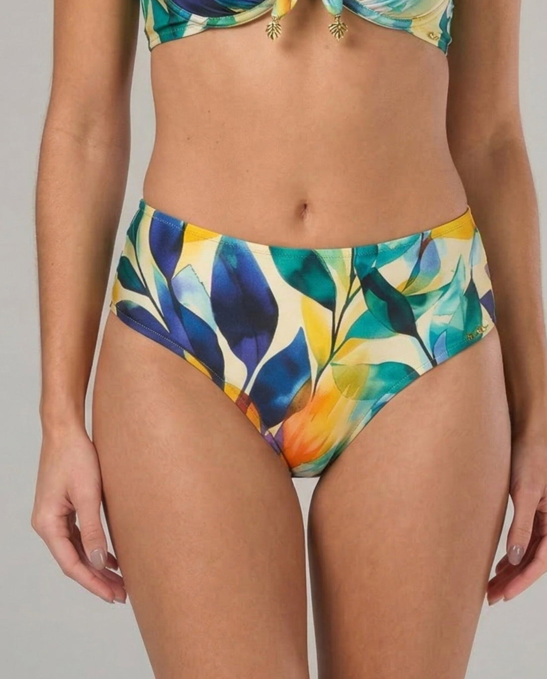 Gallery: Lua Morena Bottom Bottom Tangara Hot-Pants-Dobrado