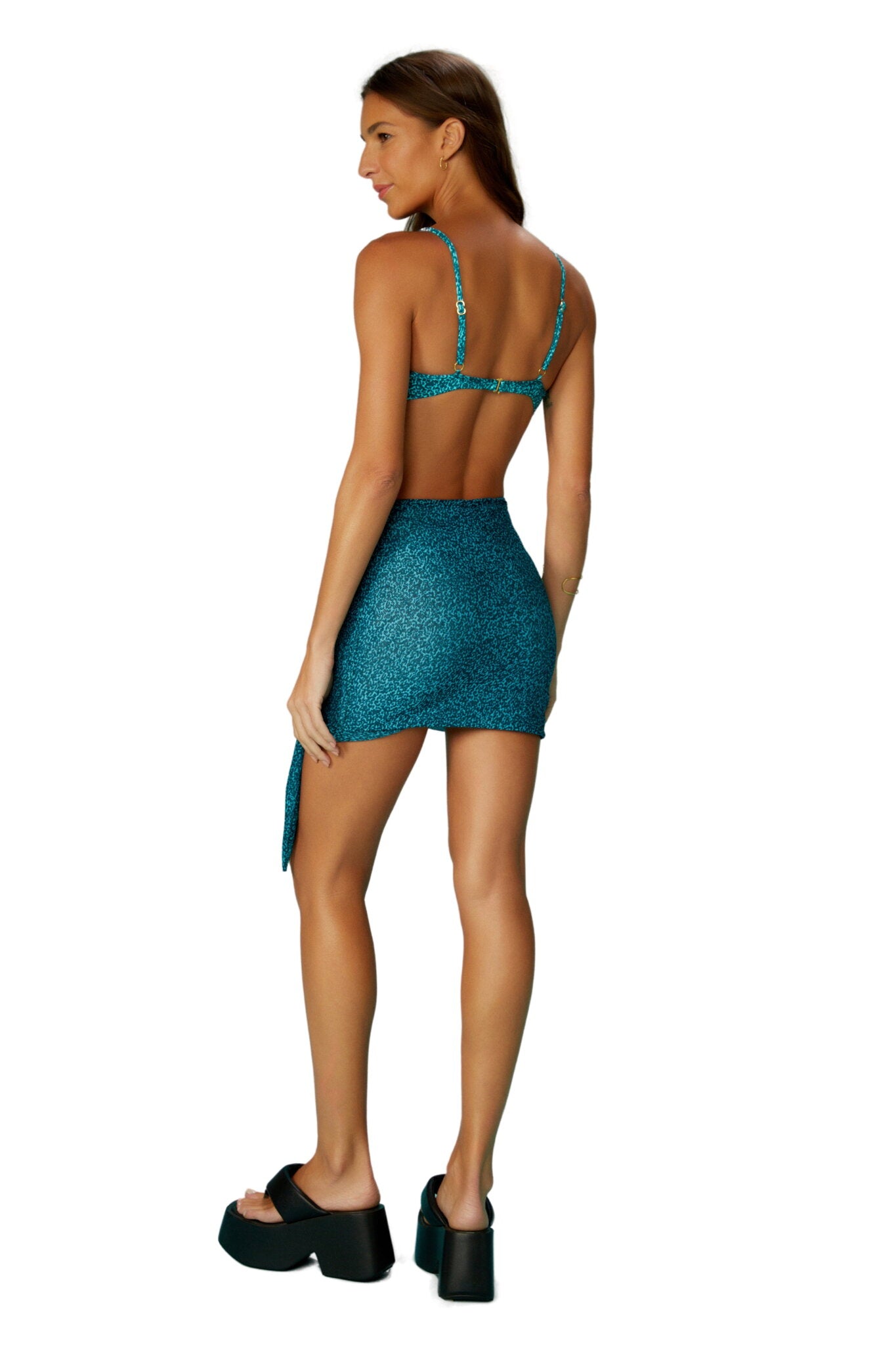 Model Back: Blueman Beach Skirt Mini Saia Tule Acqua