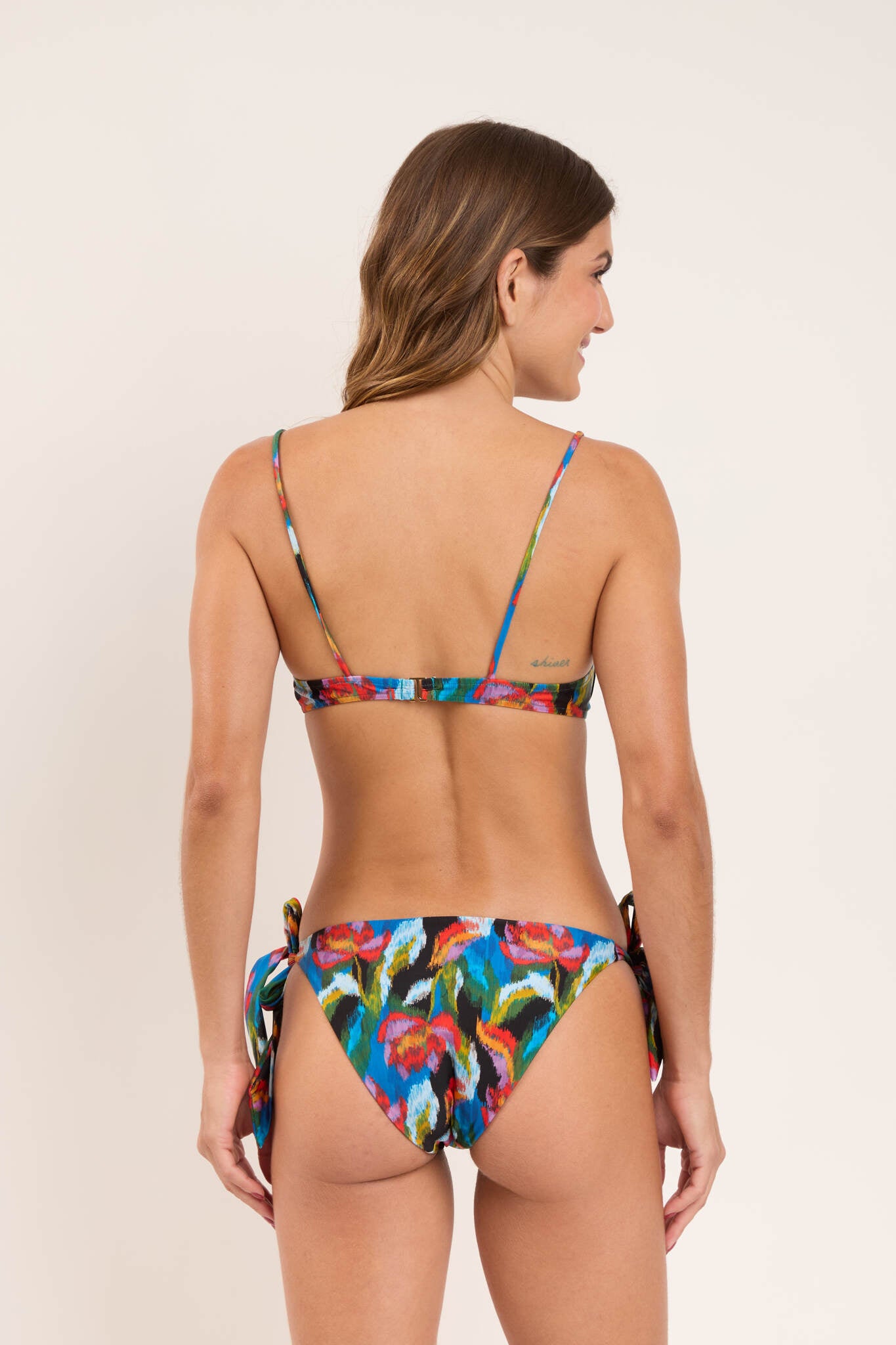 Model Back: Rio De Sol Bottom Bottom Flair Gisele