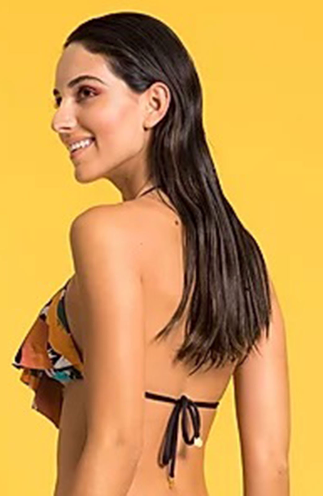 Model Back: Lua Morena Top Top Babado Dunas