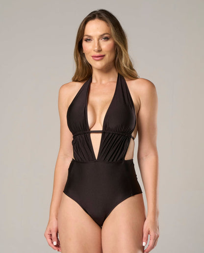 Model Front: Lua Morena One Piece Swimsuits Maio Preto Alongado-Fio-Dobrado