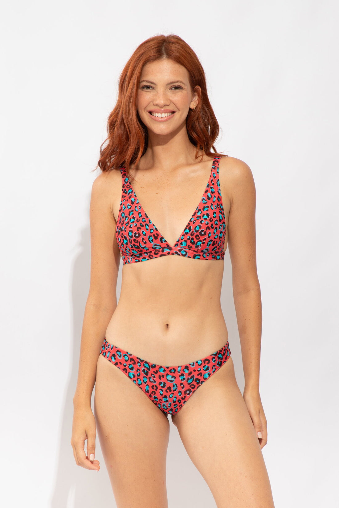 Model Front: Rio De Sol Bottom Bottom Coral-Feline Essential-Comfy