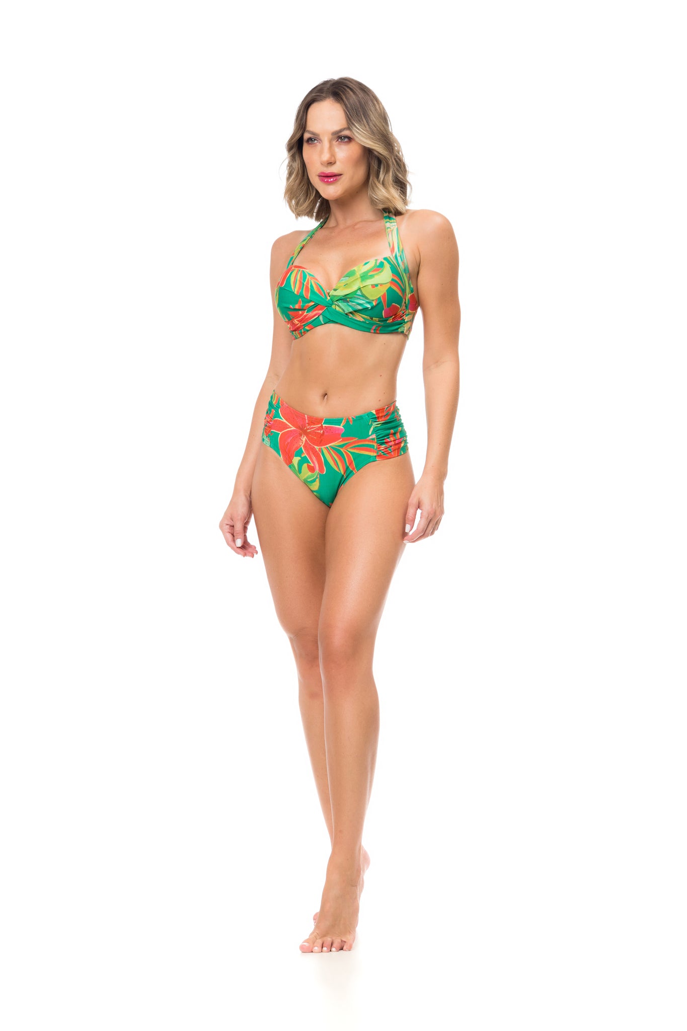Model Front: La Playa Set Drape Fina Lirio