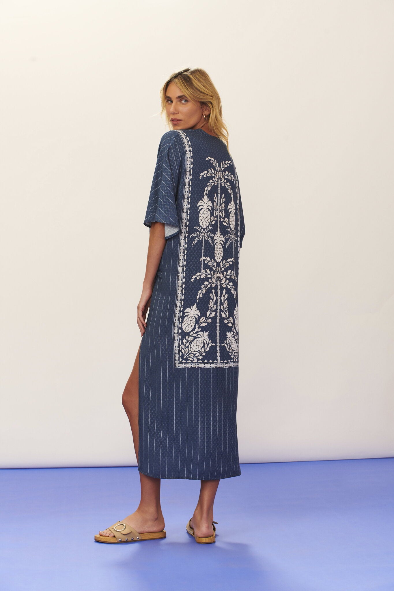 Model Back: Blueman Kaftans / Cover Ups Kaftan Dress Seiva-Doce-Azul