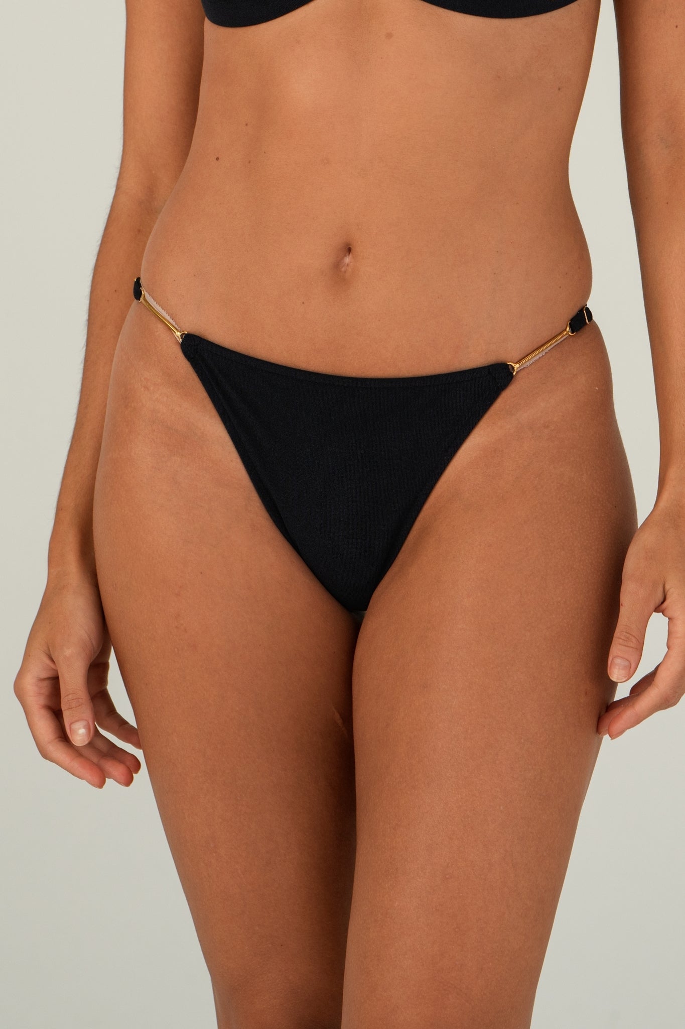 Gallery: Lua Morena Bottom Bottom Preto Fio-Dobrado-Corrente