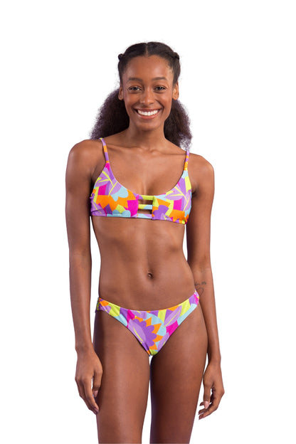 Model Front: Rio De Sol Top Top Dreams Bra-Trio