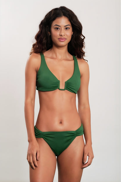 Model Front: Blueman Bottom Bottom Green Panama