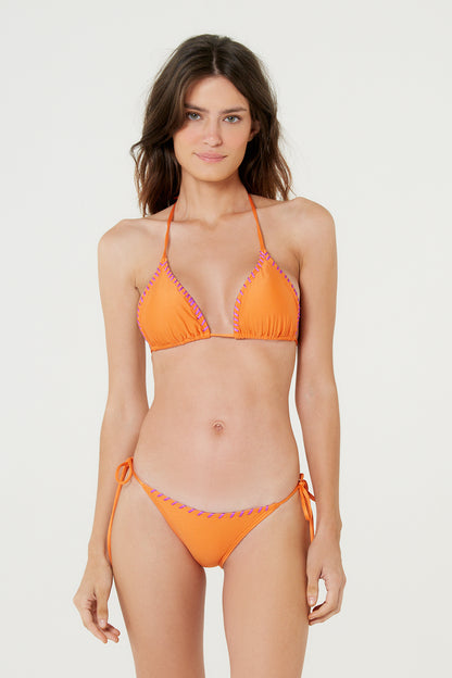 Model Front: Blueman Set Foam Dotted Tahity Laranja