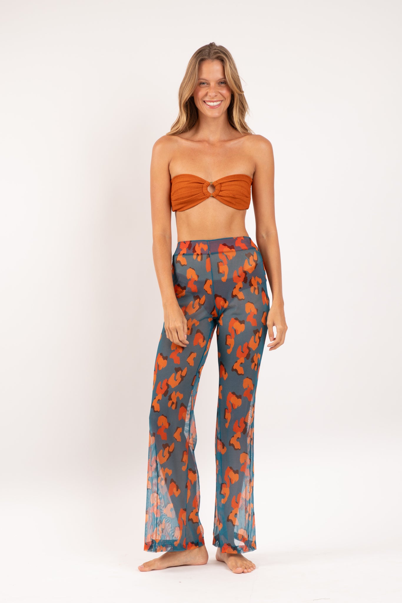 Model Front: Rio De Sol Beach Trousers Luma Pants Lana