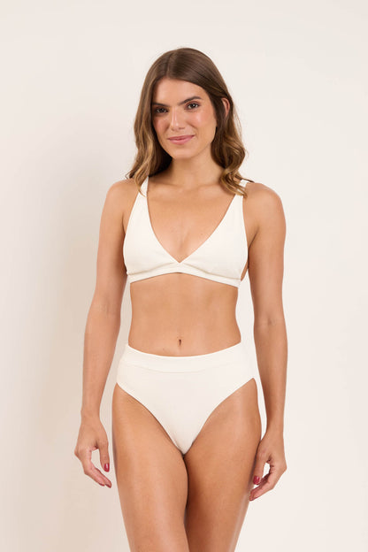 Model Front: Rio De Sol Top Top Sand-Chantilly Alba