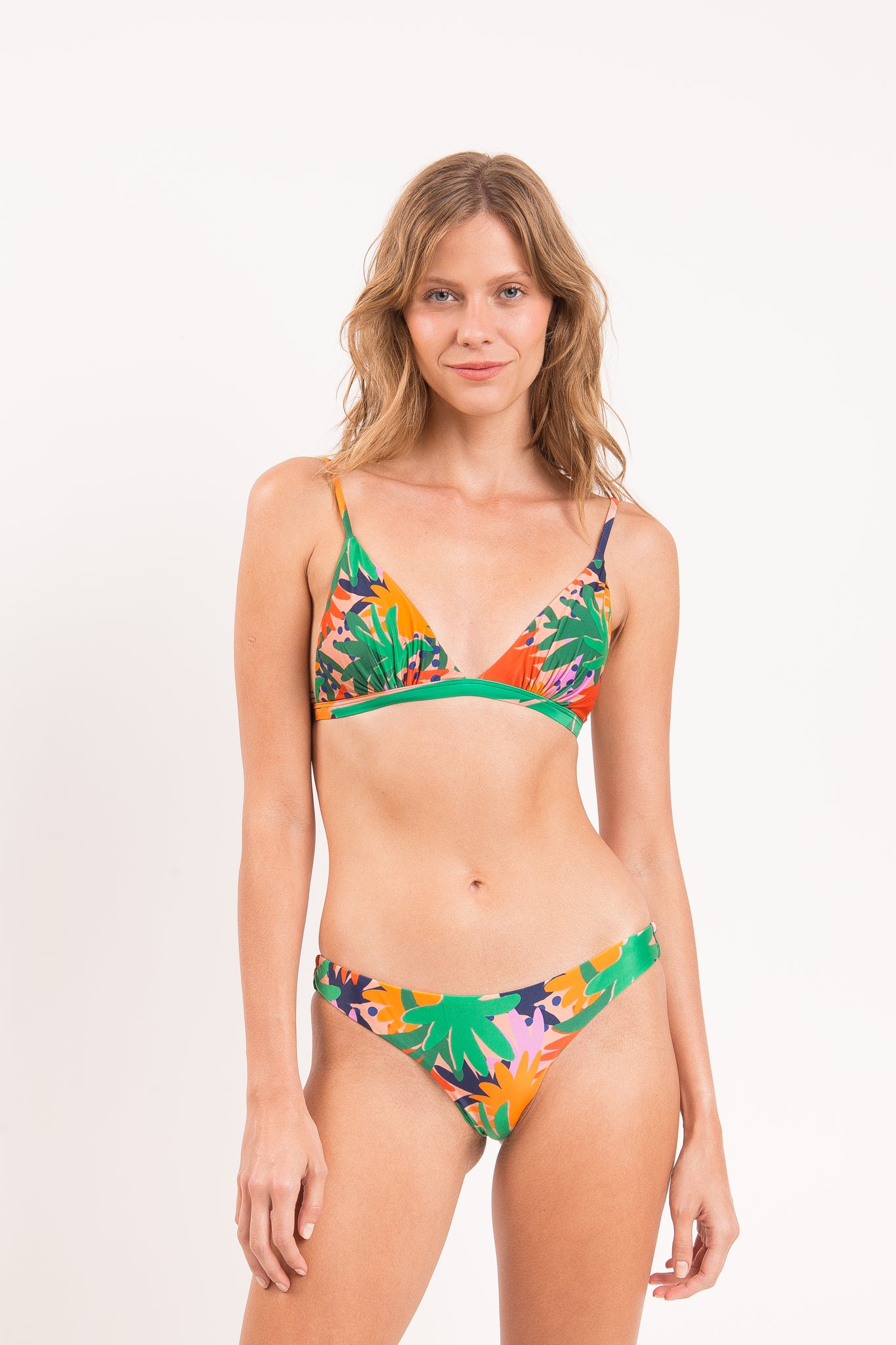 Model Front: Rio De Sol Bottom Bottom Delight Essential-Comfy