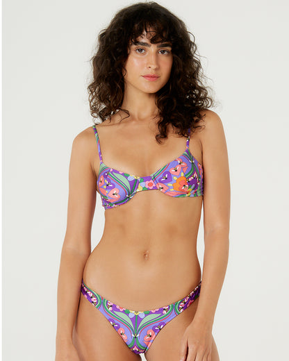 Gallery: Blueman Set High Pepe Pepe Apiculae