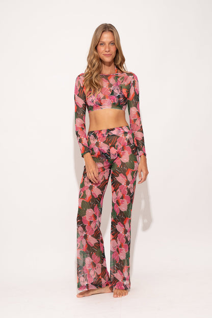 Model Front: Rio De Sol Beach Top Jolie Top Harper