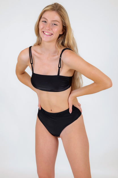 Model Front: Rio De Sol Top Top Shimmer-Black Bandeau-Reto