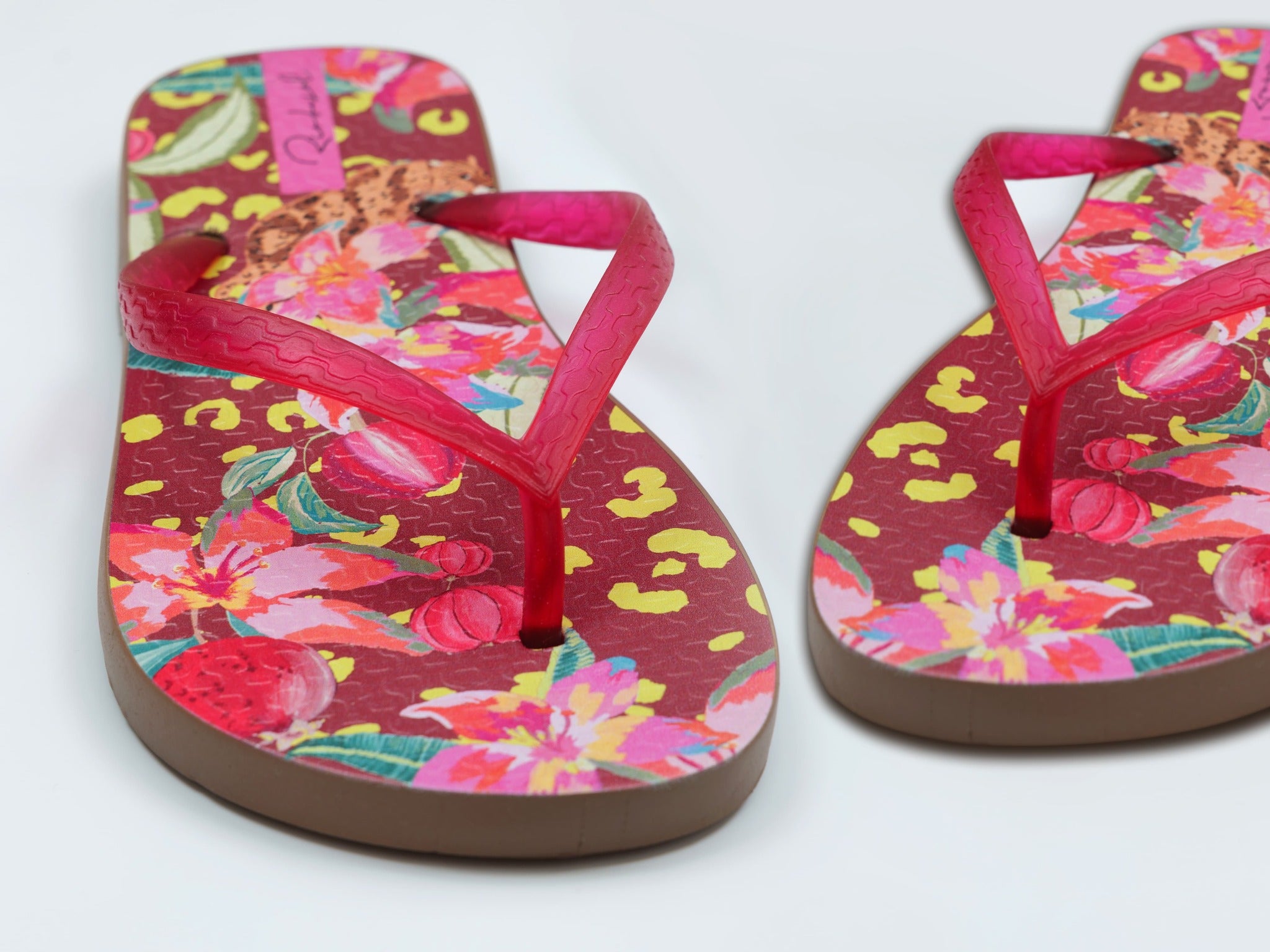 Product Back: Rio De Sol Flip-Flop Tropics Slim