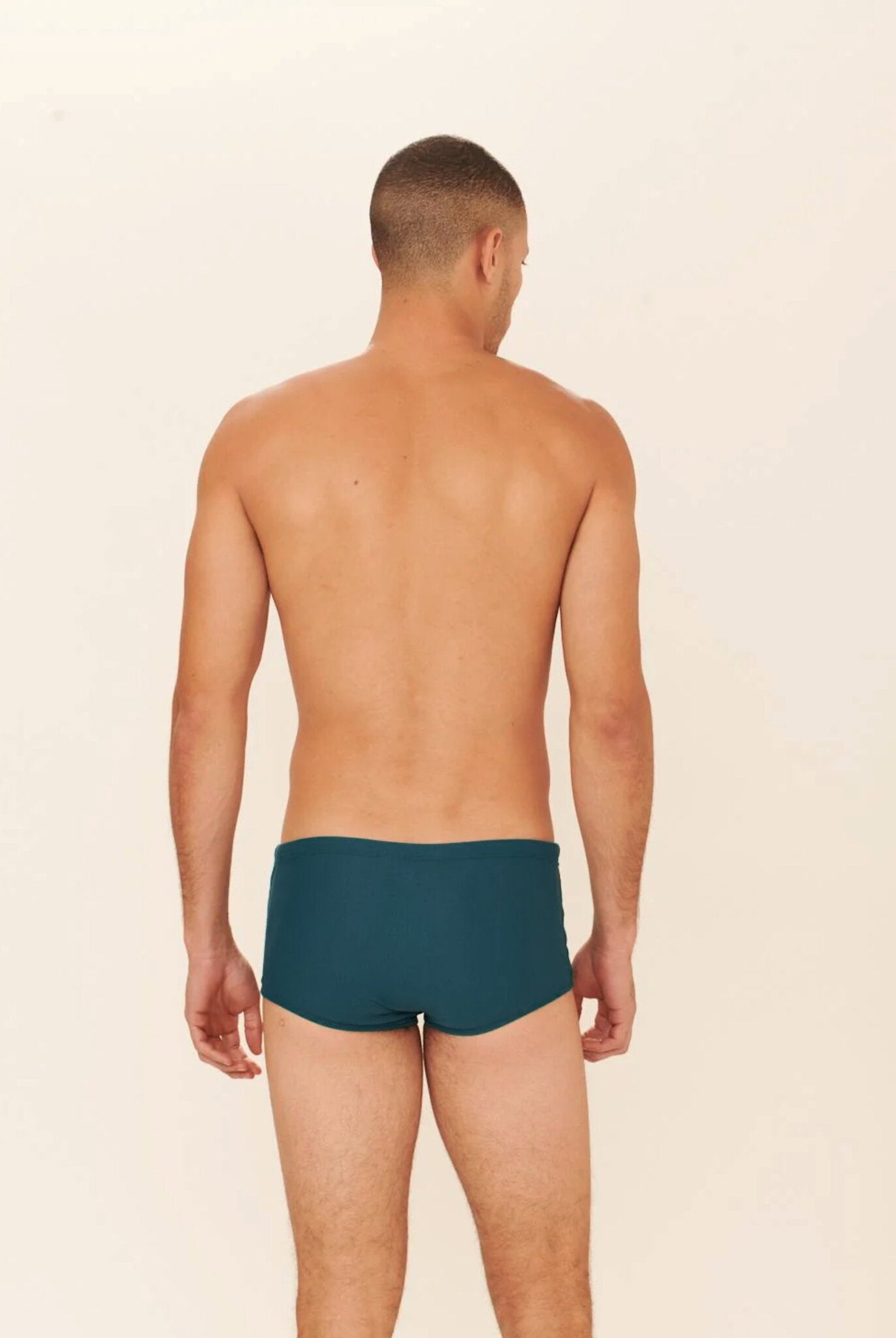Model Back: Blueman Sunga / Boxer Sunga Army Fit Liso Verde