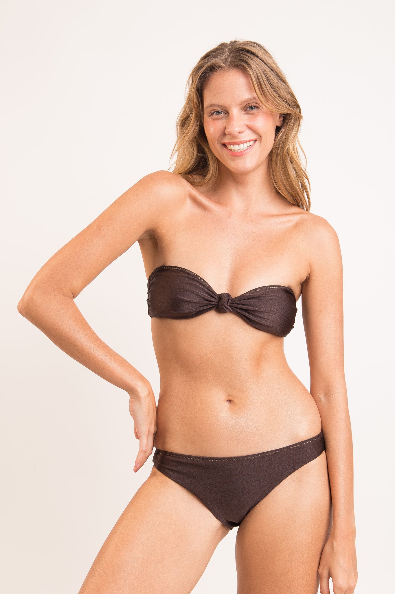 Image 07: Rio De Sol Set Set Shimmer-Coffee Bandeau-Joy Essential